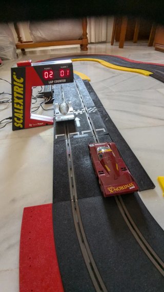 Circuito Scalextric y otro compatible Superslot