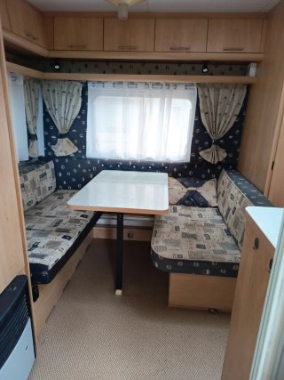 Caravana Bürstner 425 TS
