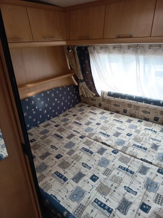 Caravana Bürstner 425 TS