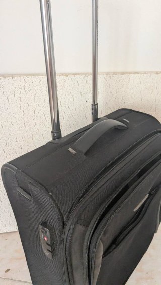 Maleta Cabina Roncato 2 Ruedas Negra