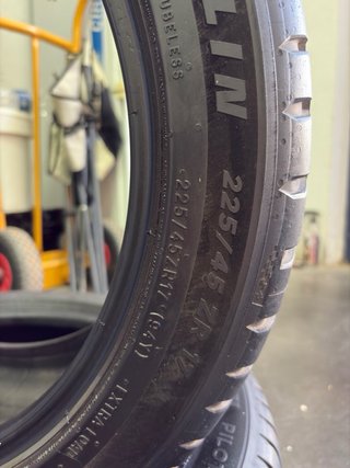 Pareja Neumáticos Michelin Pilot Sport