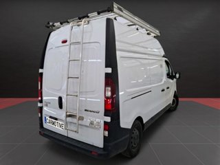 Renault Trafic L2H2 150CV con Baca y Escalera