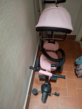 Triciclo Kinderkraft Rosa