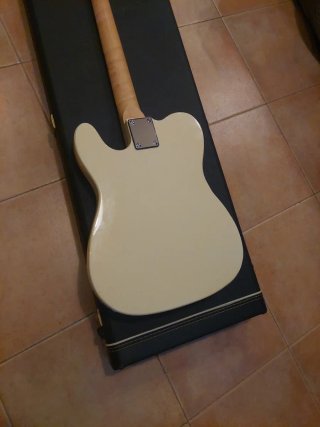 Cuerpo de Telecaster color crema