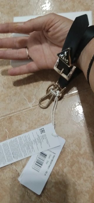 Llavero pulsera Guess negro