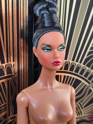 Poppy Parker nudeNew turning green fashion Royalty