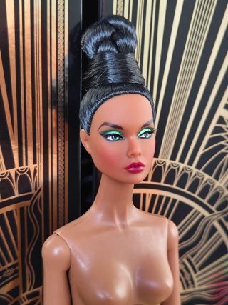 Poppy Parker nudeNew turning green fashion Royalty