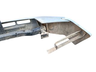 PARAGOLPES DELANTERO RENAULT TRAFIC I 852