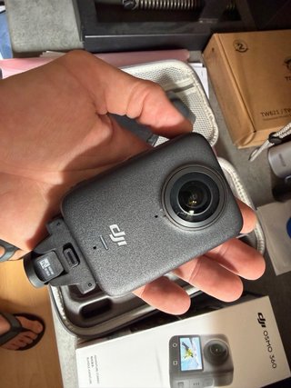 DJI Osmo 360 Adventure Pack