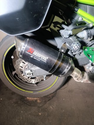 Kawasaki Z900 125 CV Negra/Verde