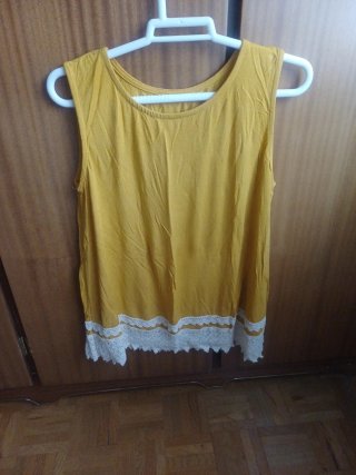 Camiseta sin mangas mujer encaje mostaza