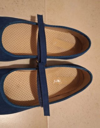 Merceditas niña azul