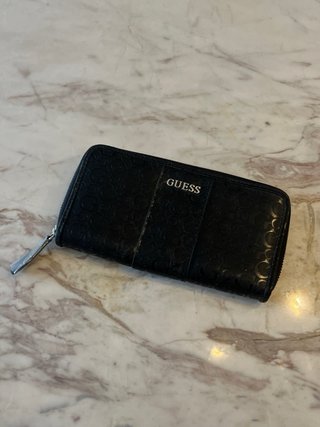 Billetera Guess Negra