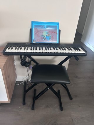 Teclado Piano Alesis con Sillón y Cascos