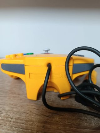 Mando Amarillo. Excelente estado. Nintendo 64