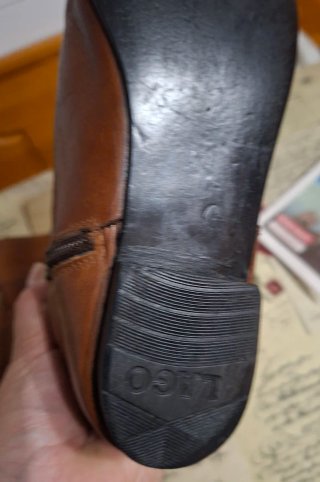 Botas altas de cuero marrón Talla 37. Color cuero.