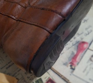 Botas altas de cuero marrón Talla 37. Color cuero.