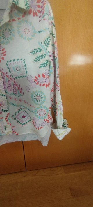 Camisola Zara talla S estampada