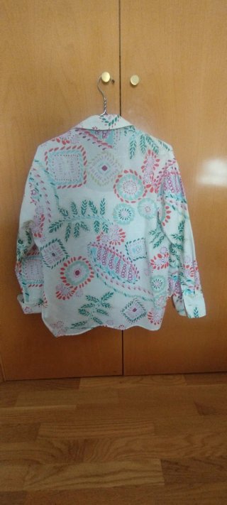 Camisola Zara talla S estampada