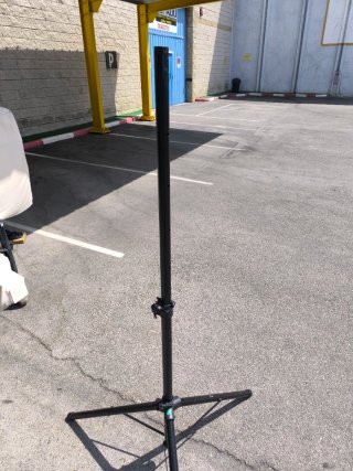 Trípodes 50kg / 1.8m