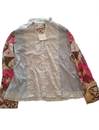 Blusa Collie floreada estilo pachwork