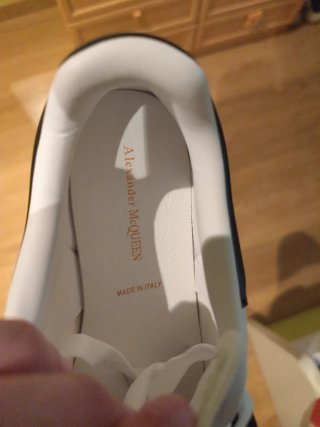 Alexander McQueen Bambas Blancas y Negras
