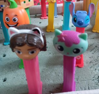 Dispensadores caramelos Pez