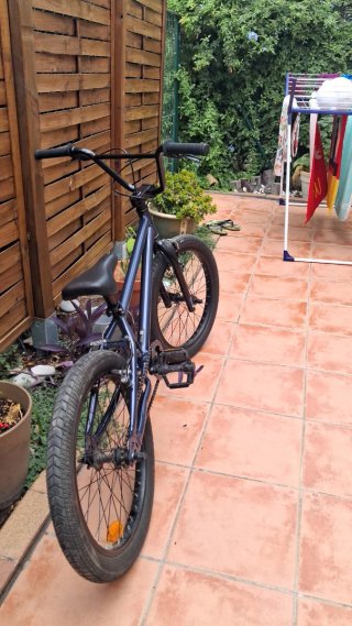 Bicicleta BMX B'Twin Wipe 500 20''