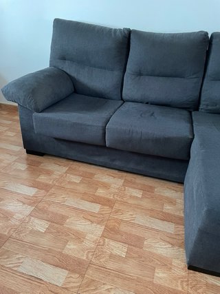 Sofá modular gris de tela