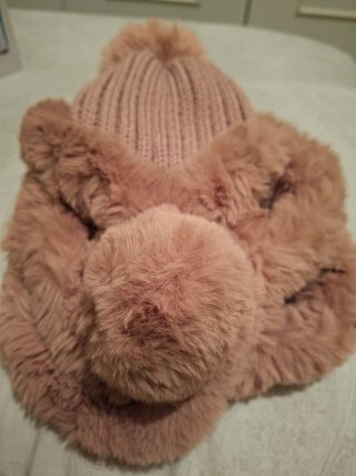 Gorro y bufanda rosa palo