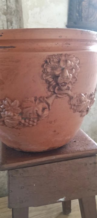 Macetero Terracota Vintage Estilo Modernista