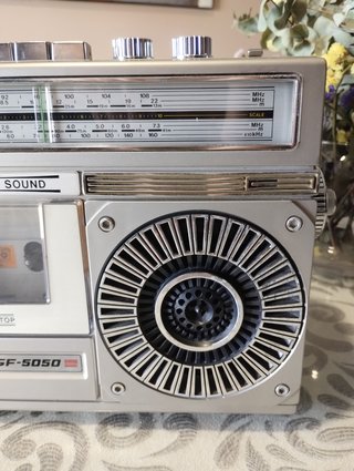 Radiocassette Sharp GF-5050 Plata