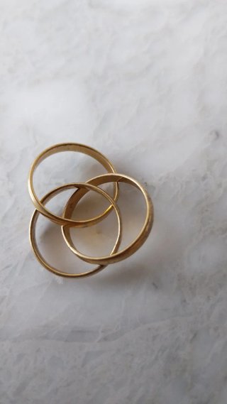 Anillo vintage entrelazado oro y plata