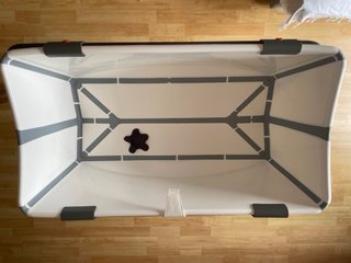 Bañera Stokke con patas y soporte bebé