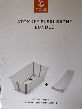 Bañera Stokke con patas y soporte bebé