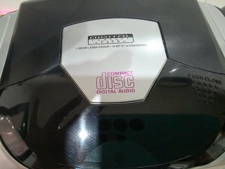 Radio CD/Casete Ansonic Plata y Negro