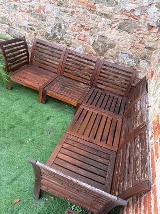 Sofá esquinero de madera para exterior