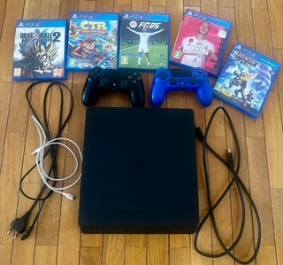 PS4 500GB Negra + 5 Juegos + Mandos