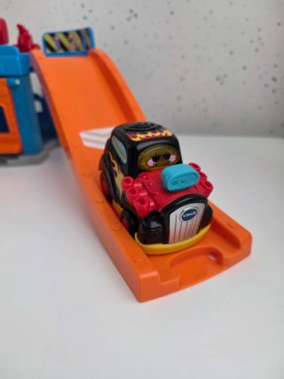 Taller de Reparaciones VTECH Tut Tut Bólidos