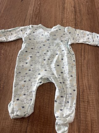 Lote 4 pijamas bebé 1 mes