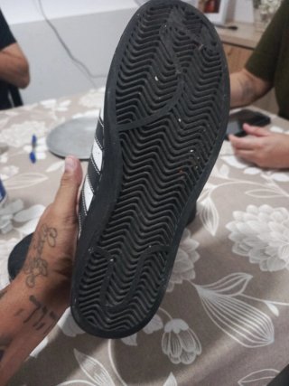 Zapatillas Adidas Superstar Negras y Blancas