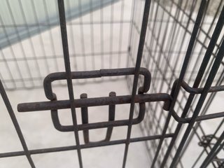 Reja metálica plegable para mascotas