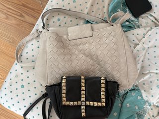 Pack de 2 bolsos de mujer: beige trenzado+negro