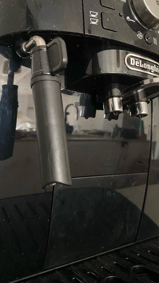 Cafetera Superautomática DeLonghi Magnifica s