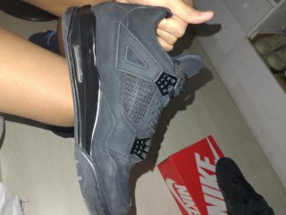 Jordan 4 Negro Auténticas