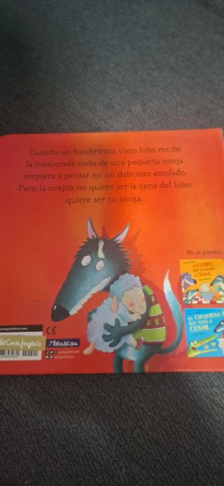 Libros:  cuentos ( se venden juntos)