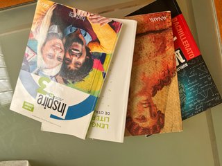 lote de libros de texto primero de bachillerato