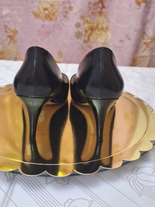 Tacones negros Latouche elegantes parís glamour