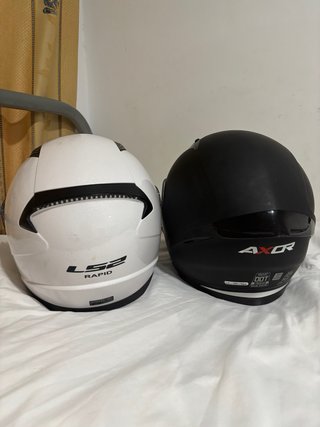 Cascos Moto Integrales Negro y Blanco