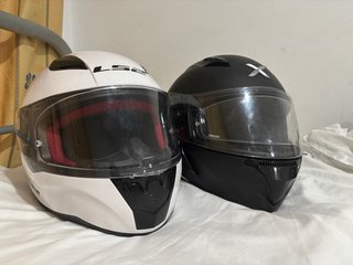 Cascos Moto Integrales Negro y Blanco